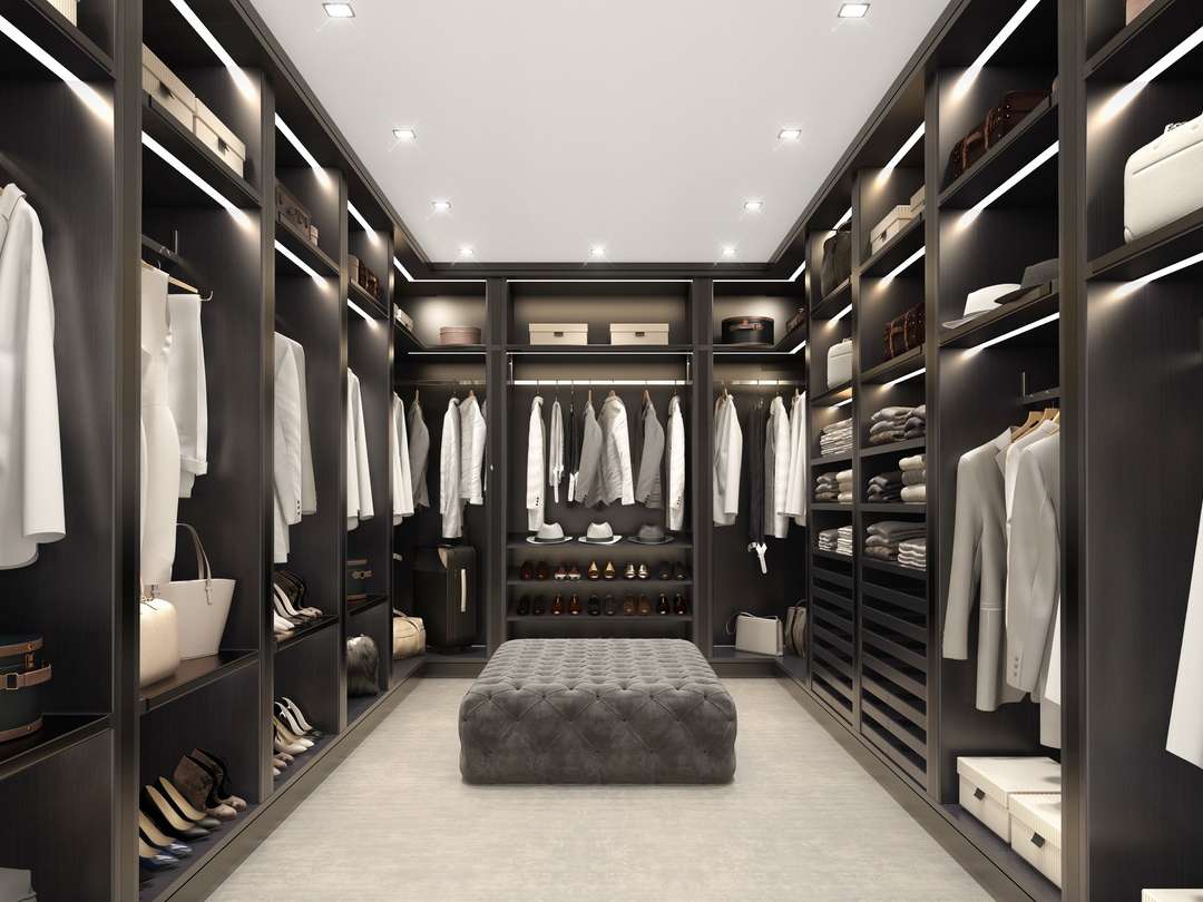 Comment organiser efficacement son placard à vêtements ?