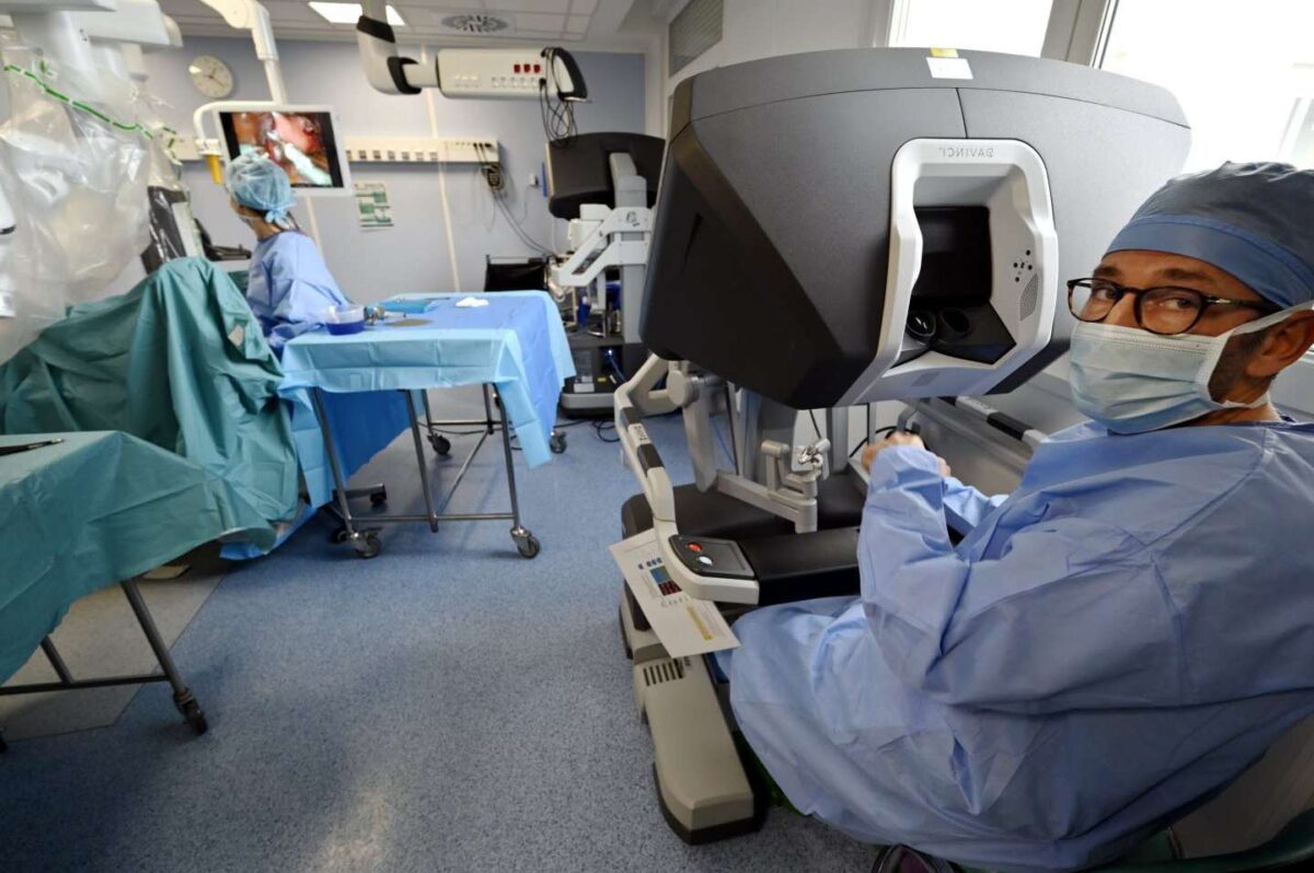 Endométriose et Environnement Professionnel : Quelles Adaptations Possibles en Médecine du Travail?