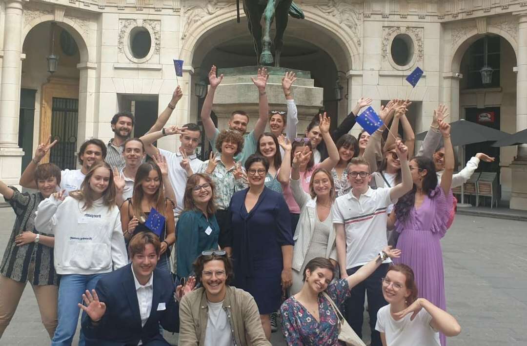 Écologie contributive : Comment notre participation active forge un avenir durable