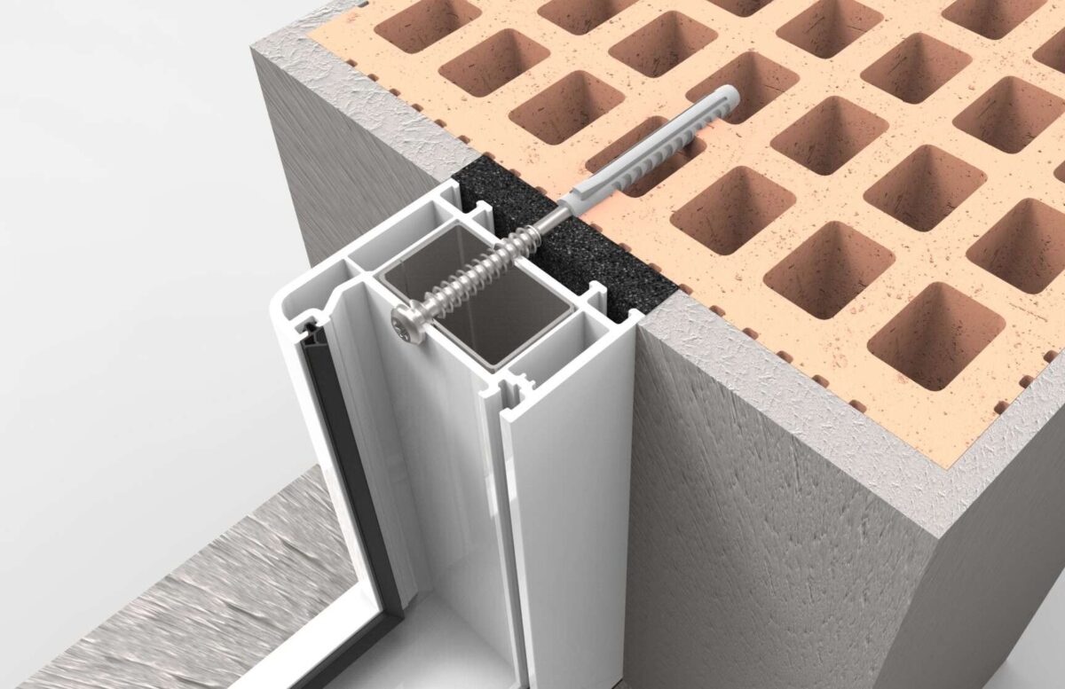 Comment poser une fenêtre avec volet roulant intégré en applique ?