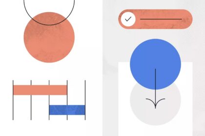 Chef de projet échangeant avec son équipe autour d'un tableau de planification